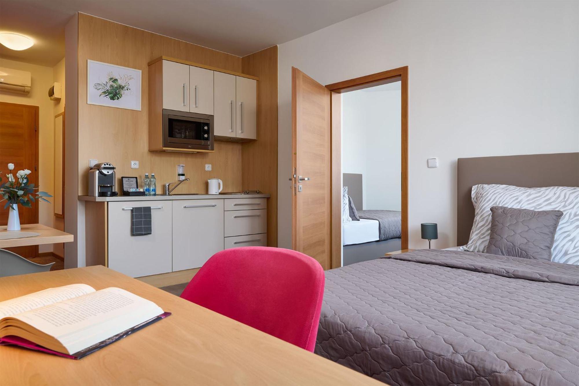 Hotel Osvit Mladá Boleslav Esterno foto
